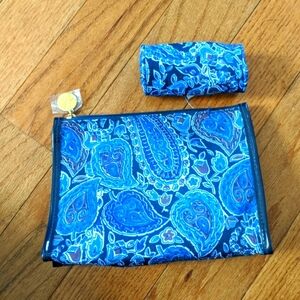 Estee Lauder Cosmetic bag with additional bag